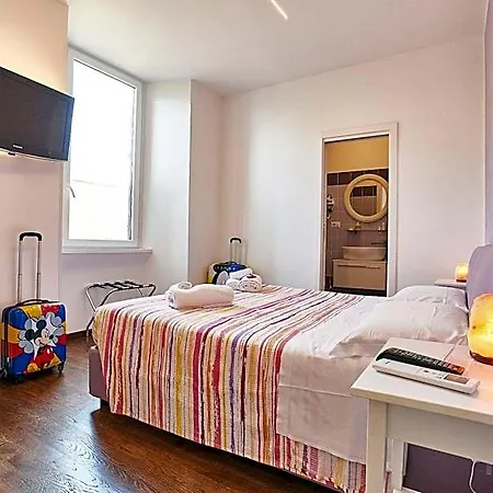 Bb Homeitaly Bed & Breakfast