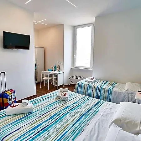 Bb Homeitaly Bed & Breakfast 3*