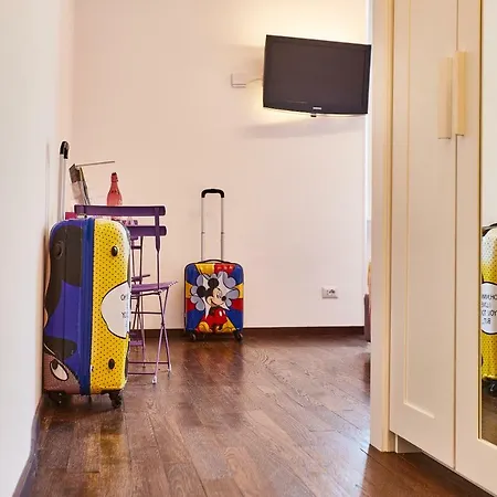 Bb Homeitaly Bed & Breakfast 3*